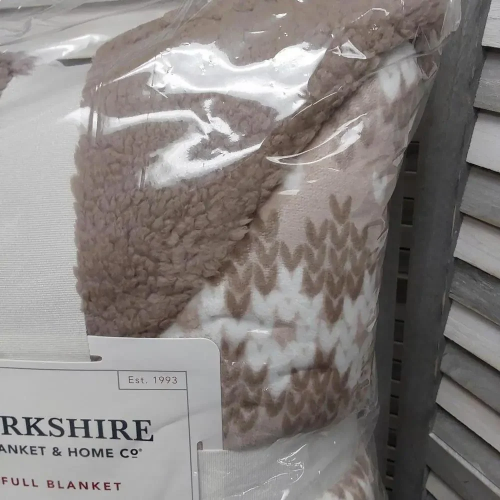 Cozy Reversible Sherpa Blanket | Full | Berkshire